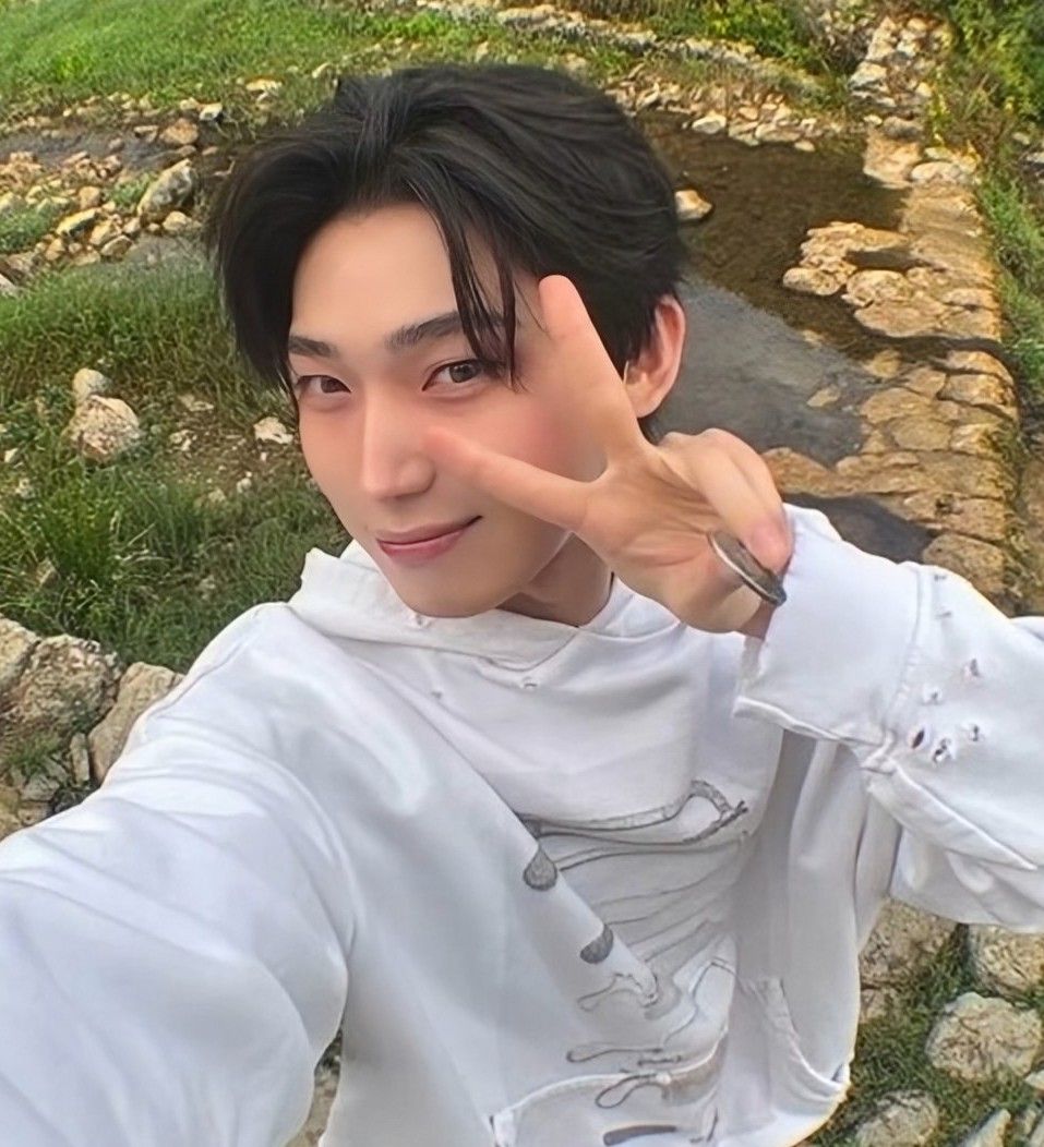 선우 (ENHYPEN)의 비하인드 컷