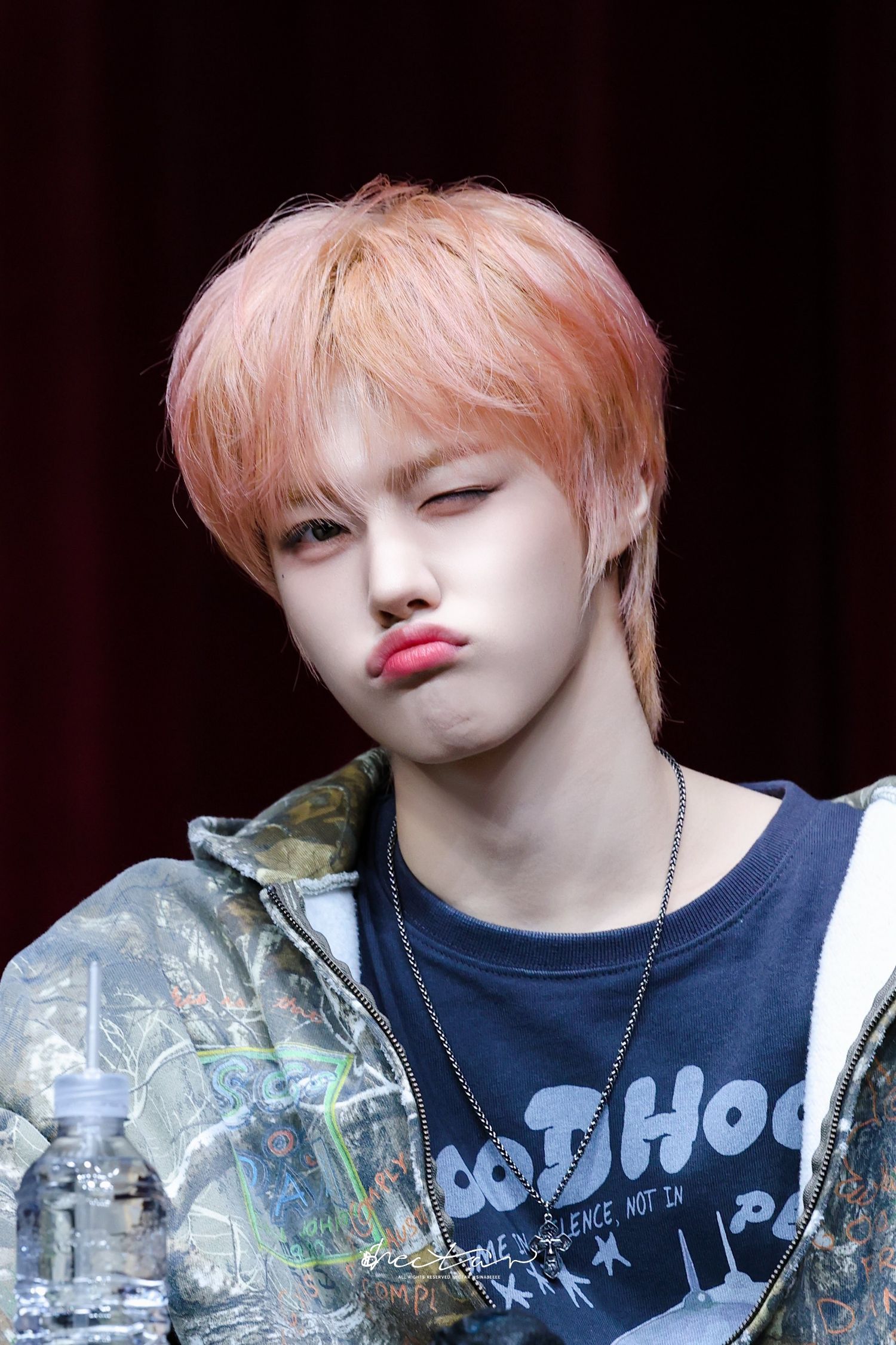 Behind-the-scenes cut of Park Juwon (AHOF)