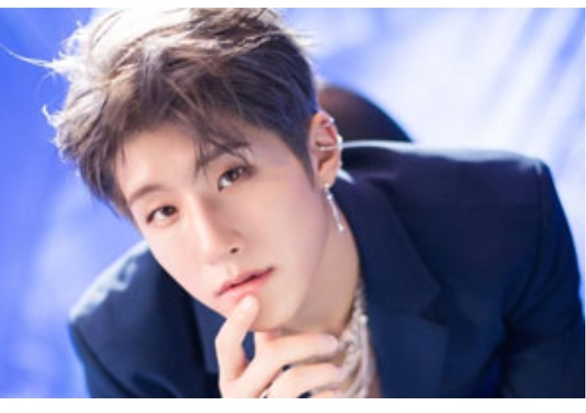 Latest photo of Jinjin (ASTRO)