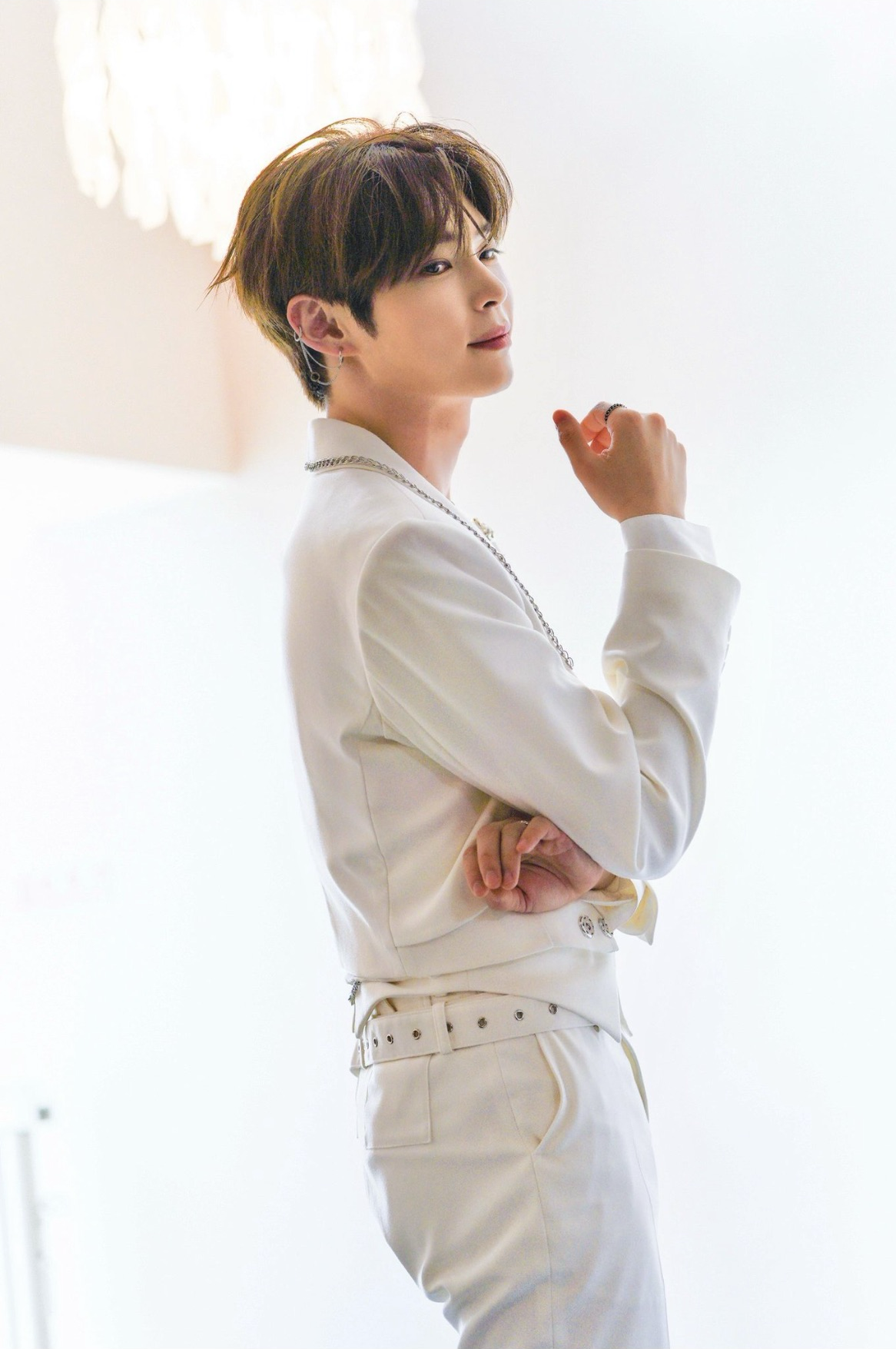 Recent activity shot of Sung Hanbin (ZEROBASEONE)