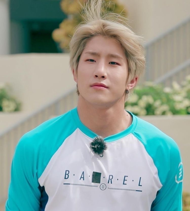 A moment captured by Jinjin (ASTRO)'s fan