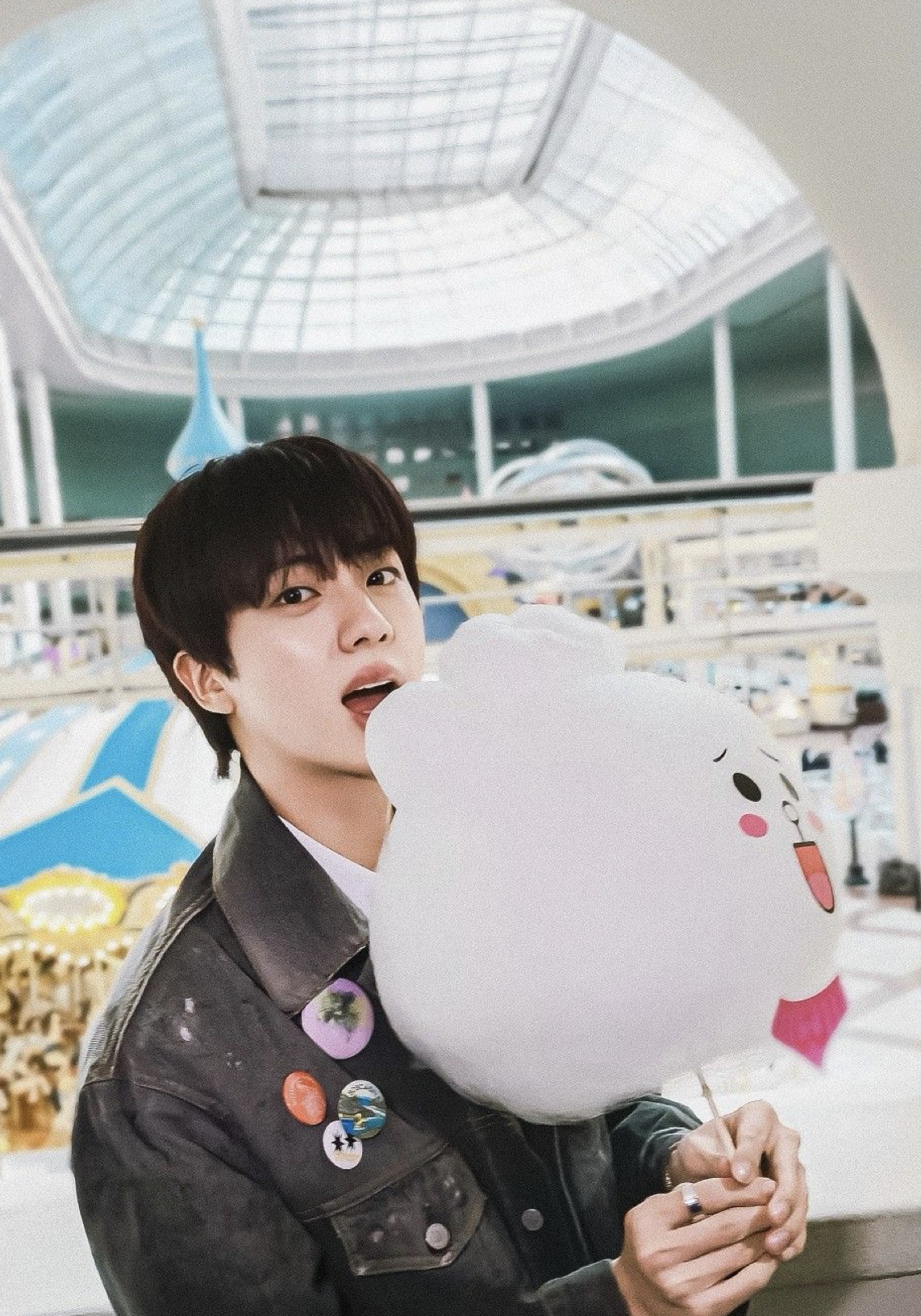 Potret di balik layar Jin (BTS)