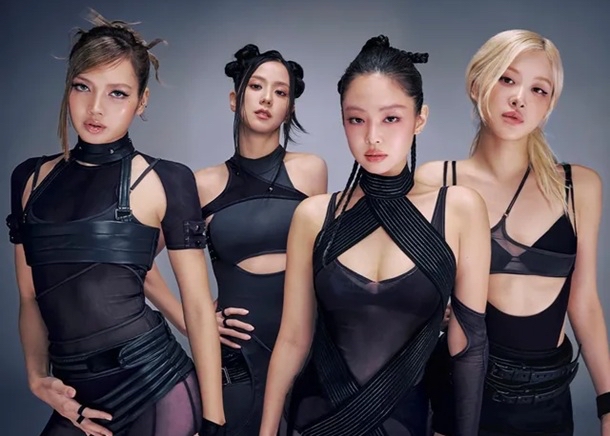 Behind-the-scenes cut of BLACKPINK