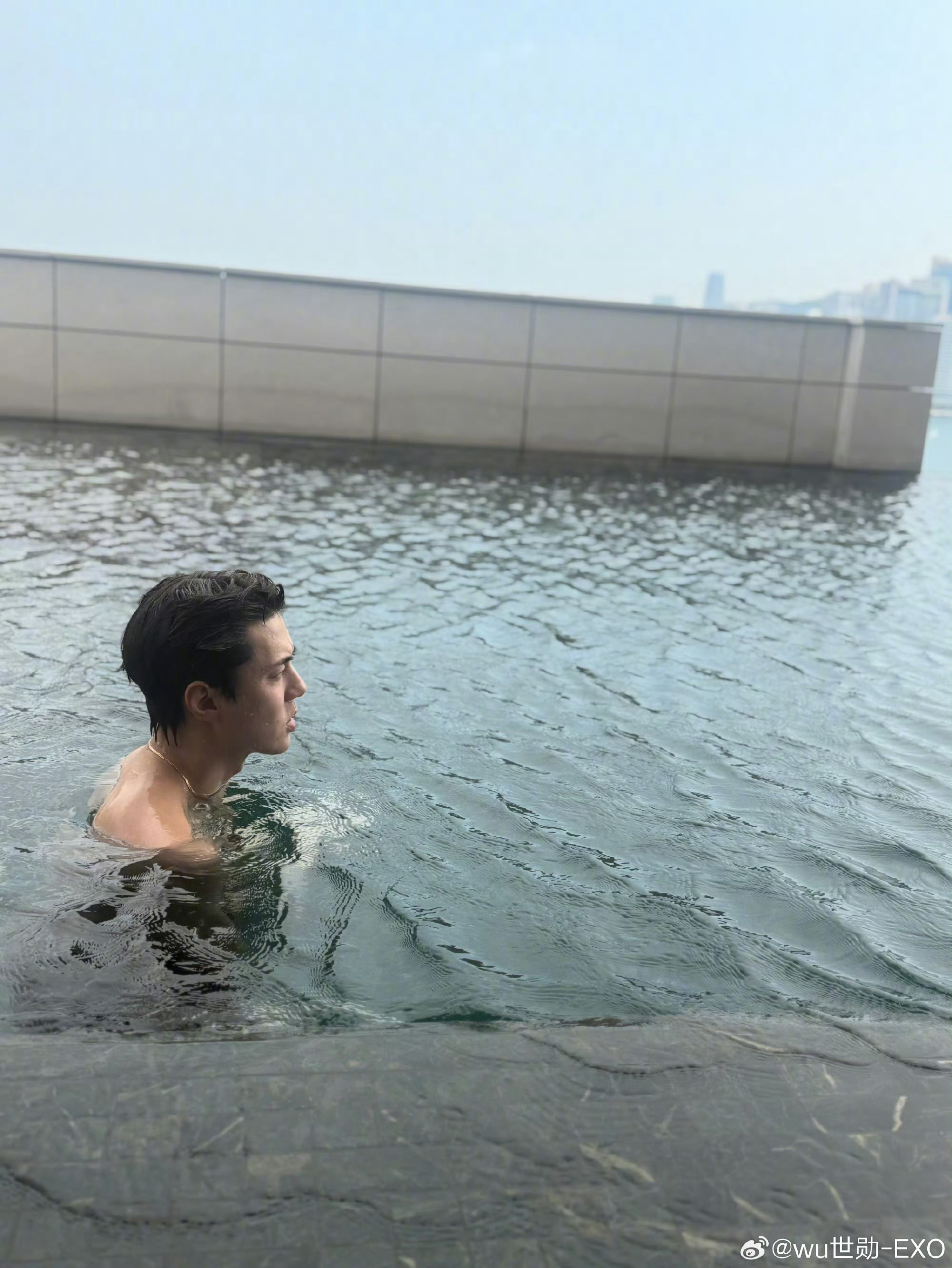 세훈 (EXO) 최근 활동샷