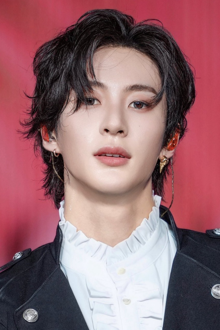 앤톤 (라이즈)의 최신 사진