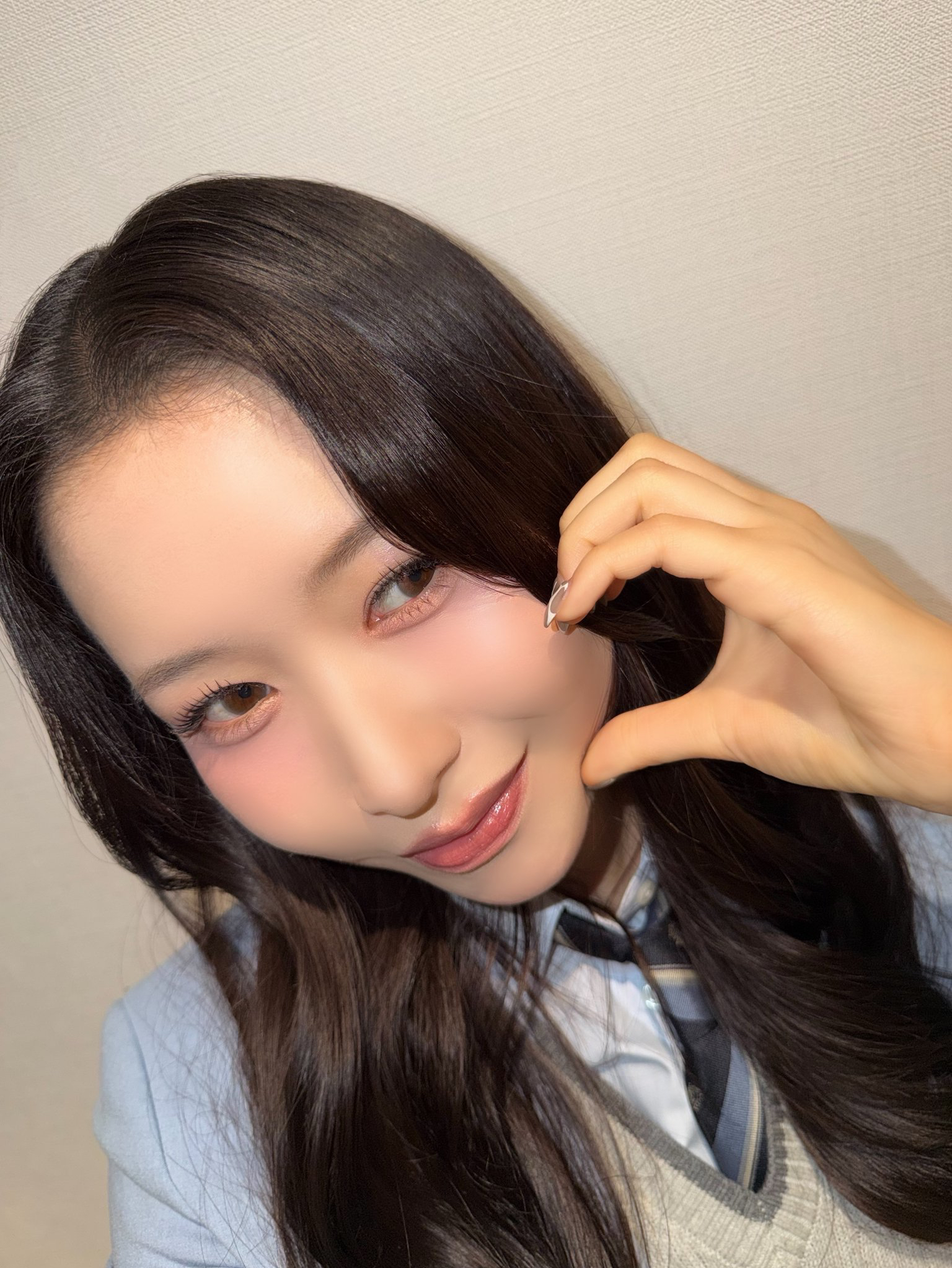 A moment captured by Kasahara Momona (ME:I)'s fan