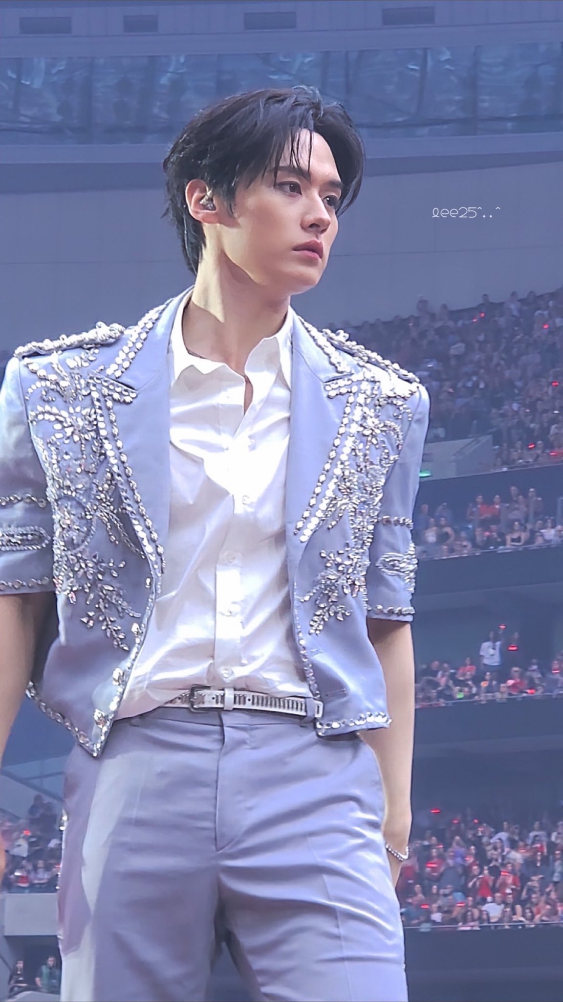 Fan-made special wallpaper for Lee Know (Stray Kids)