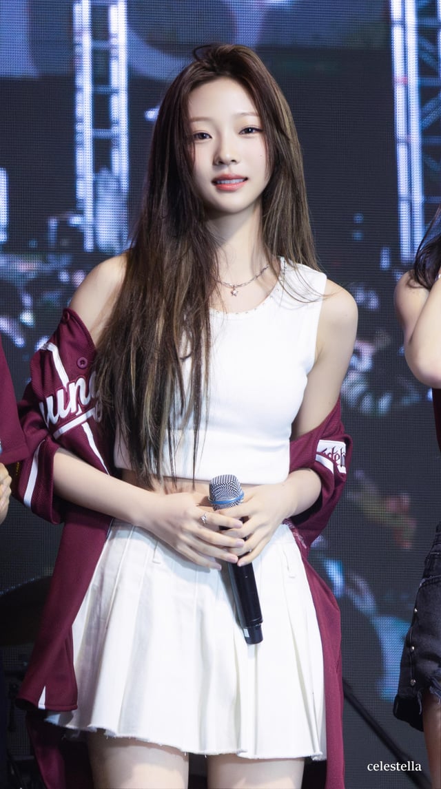 Foto aktivitas terbaru Stella (Hearts2Hearts)