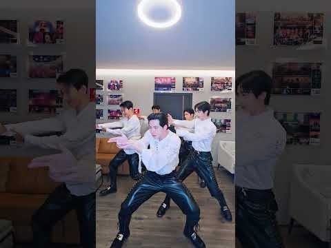 Shownu (MONSTA X)的最新活動照片