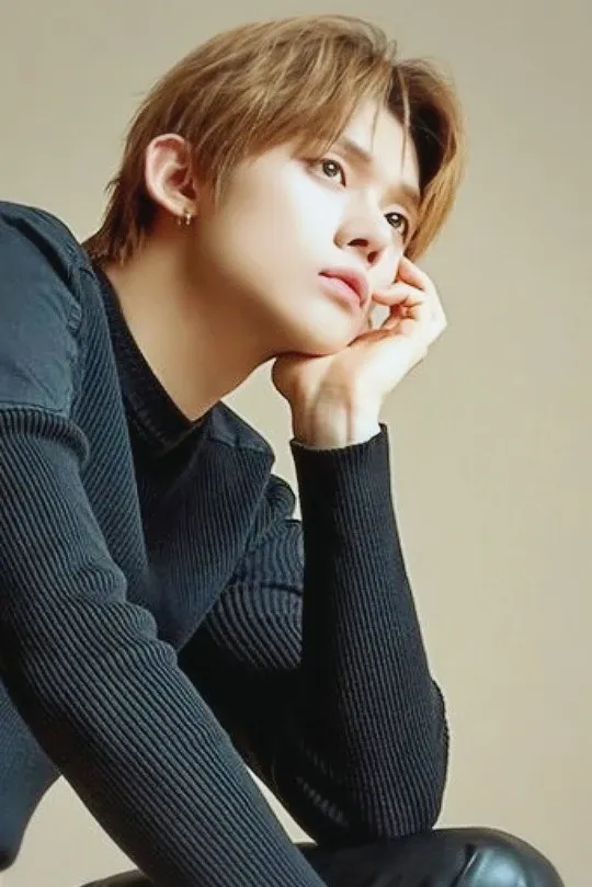 Foto aktivitas terbaru Yeonjun (TOMORROW X TOGETHER)