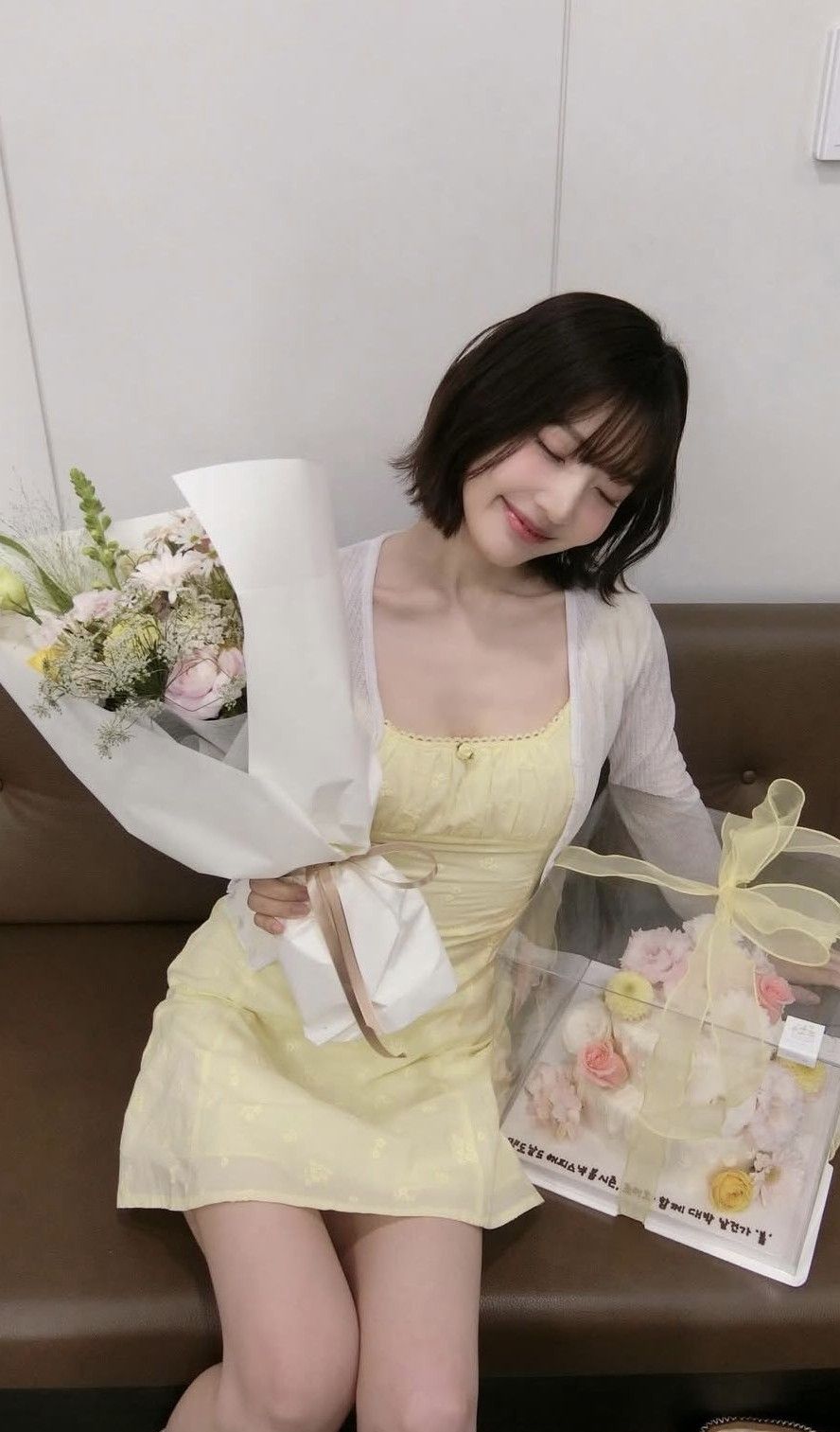 Recent activity shot of Joy (Red Velvet)