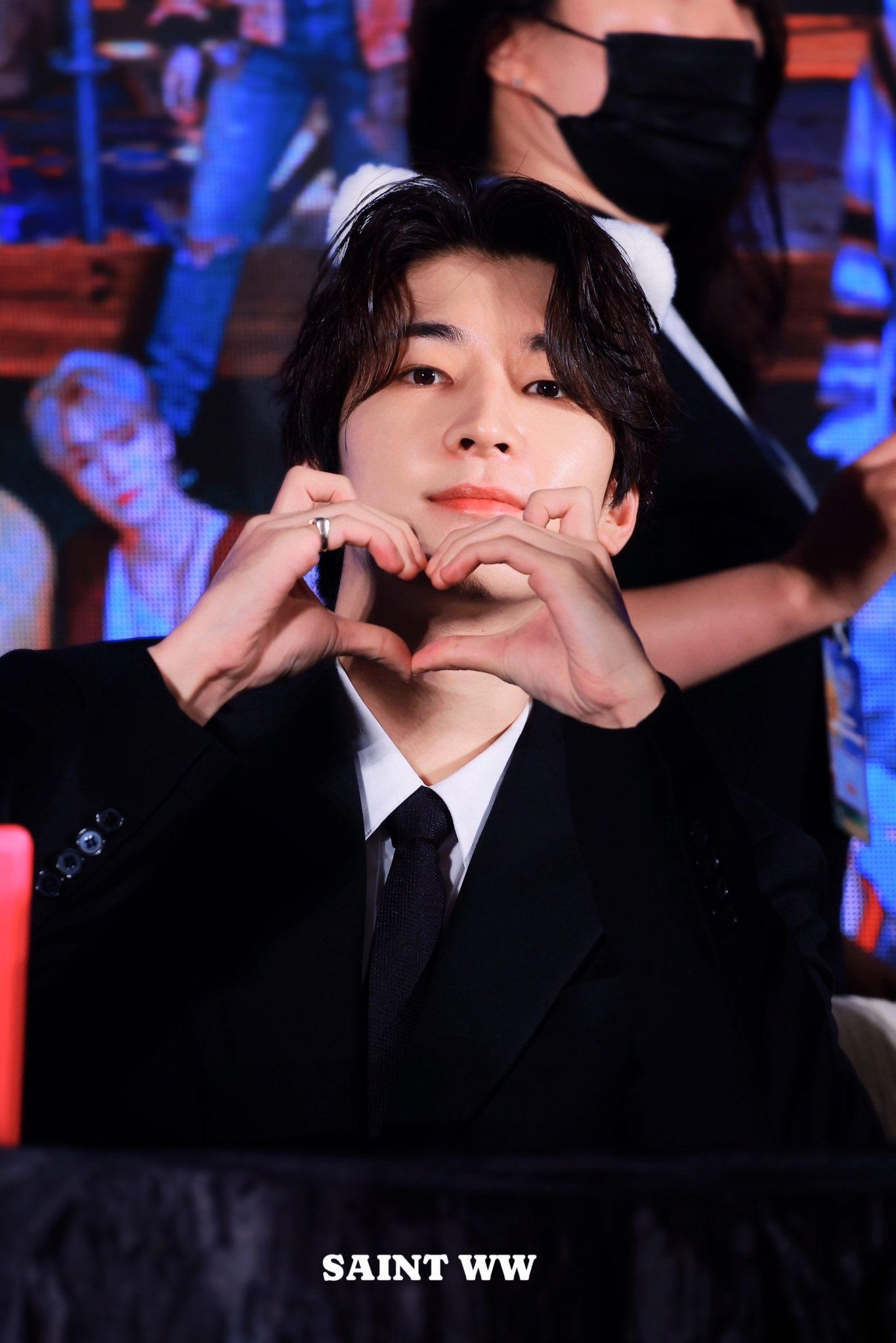 Behind-the-scenes cut of Wonwoo (SEVENTEEN)