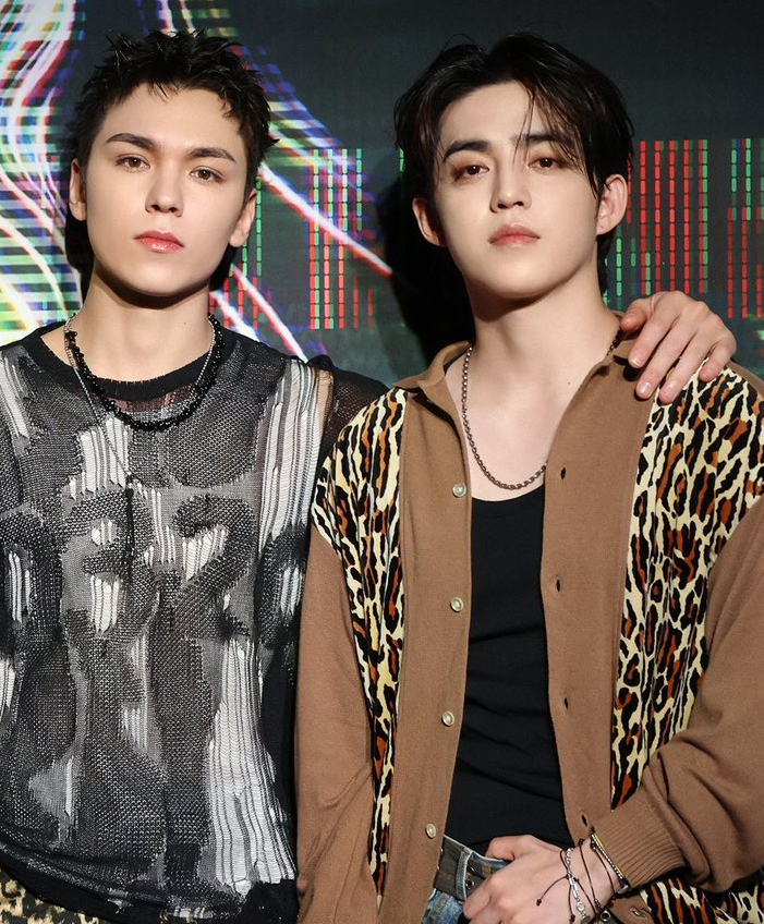 Foto aktivitas terbaru S.Coups (SEVENTEEN)