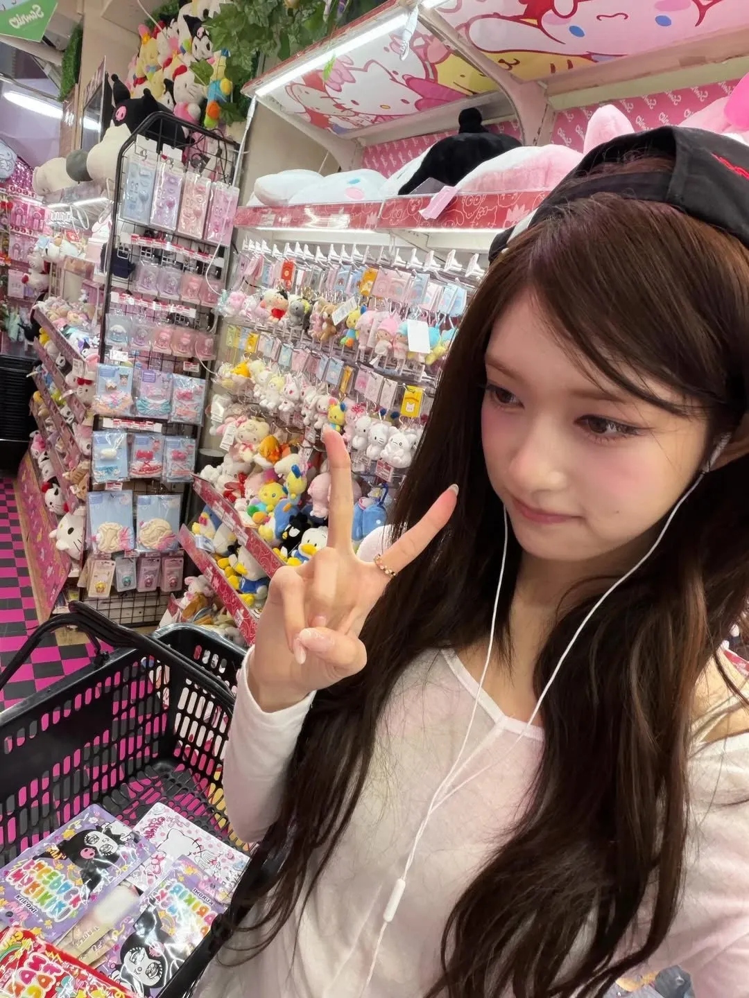 Latest photo of Leeseo (IVE)