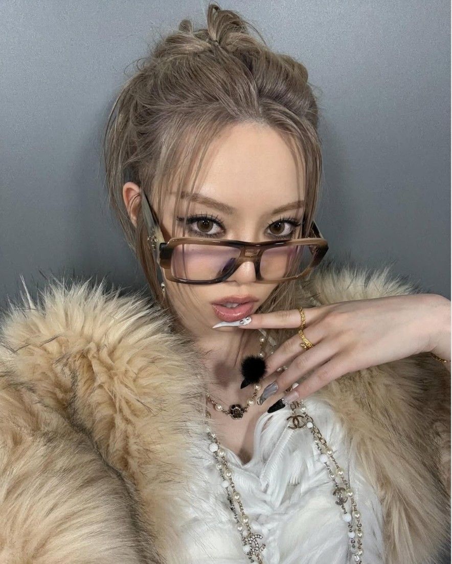 A moment captured by BAILEY (ALLDAY PROJECT)'s fan