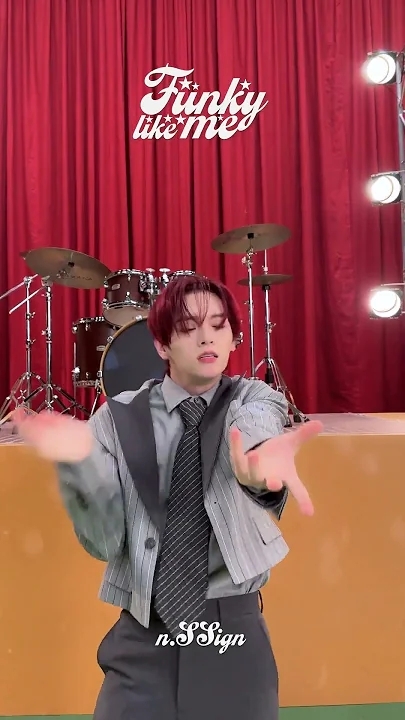 Behind-the-scenes cut of Sungyun (n.SSign)