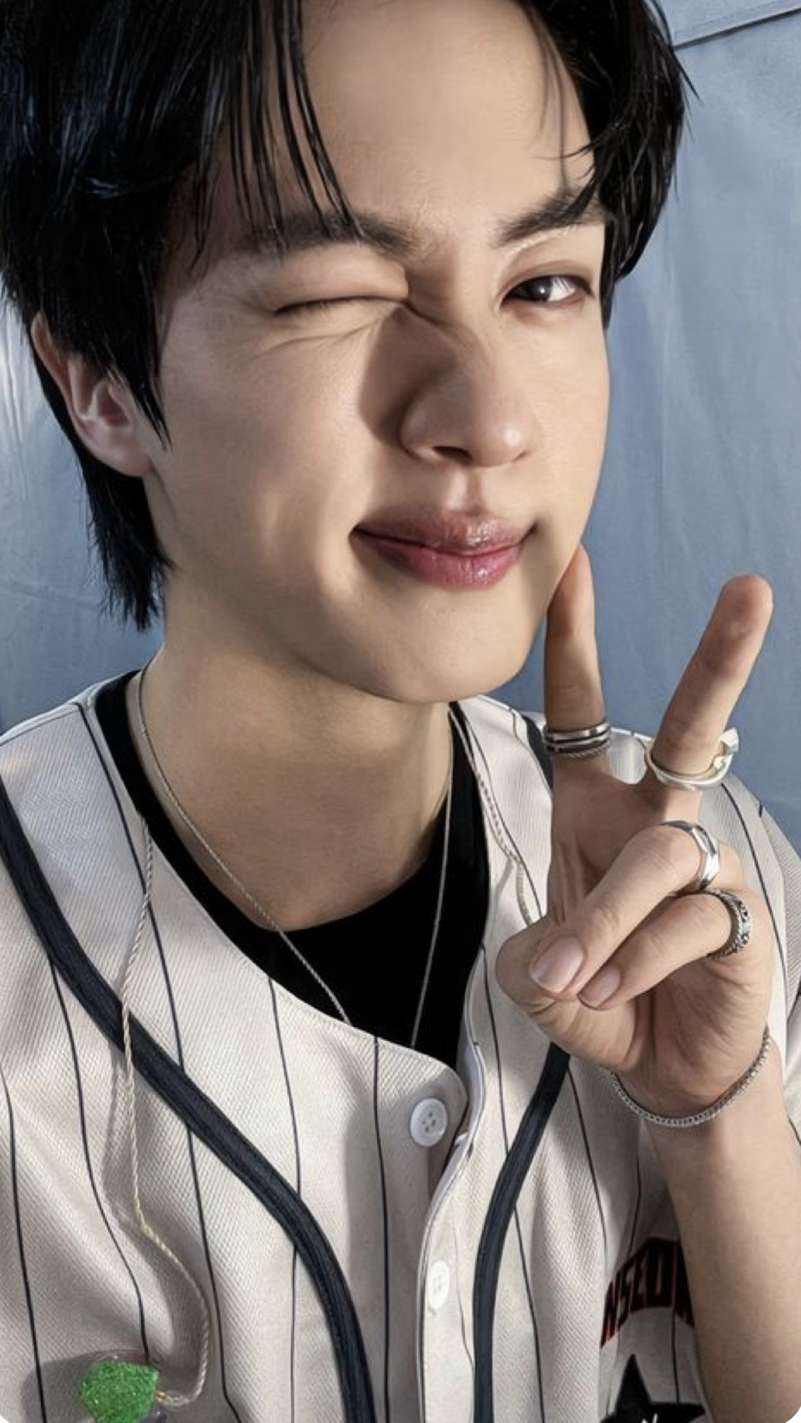 진 (방탄소년단) 최근 활동샷