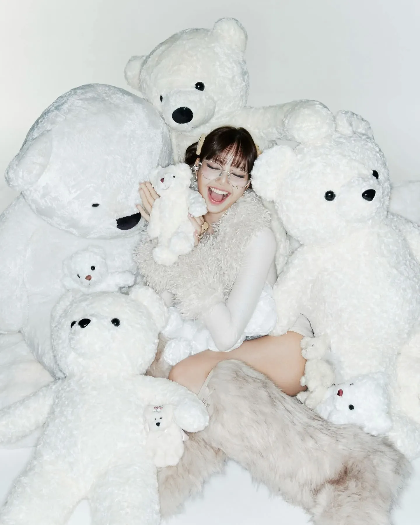 Momen yang diabadikan oleh penggemar Lisa (BLACKPINK)