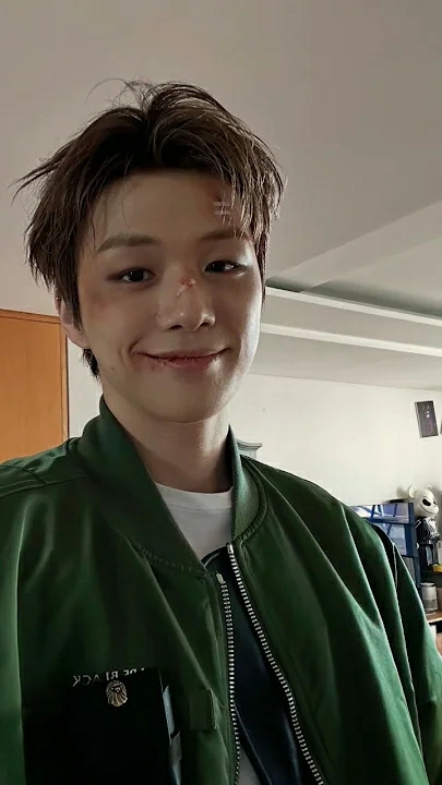 강다니엘의 팬들이 직접 만든 특별한 배경화면