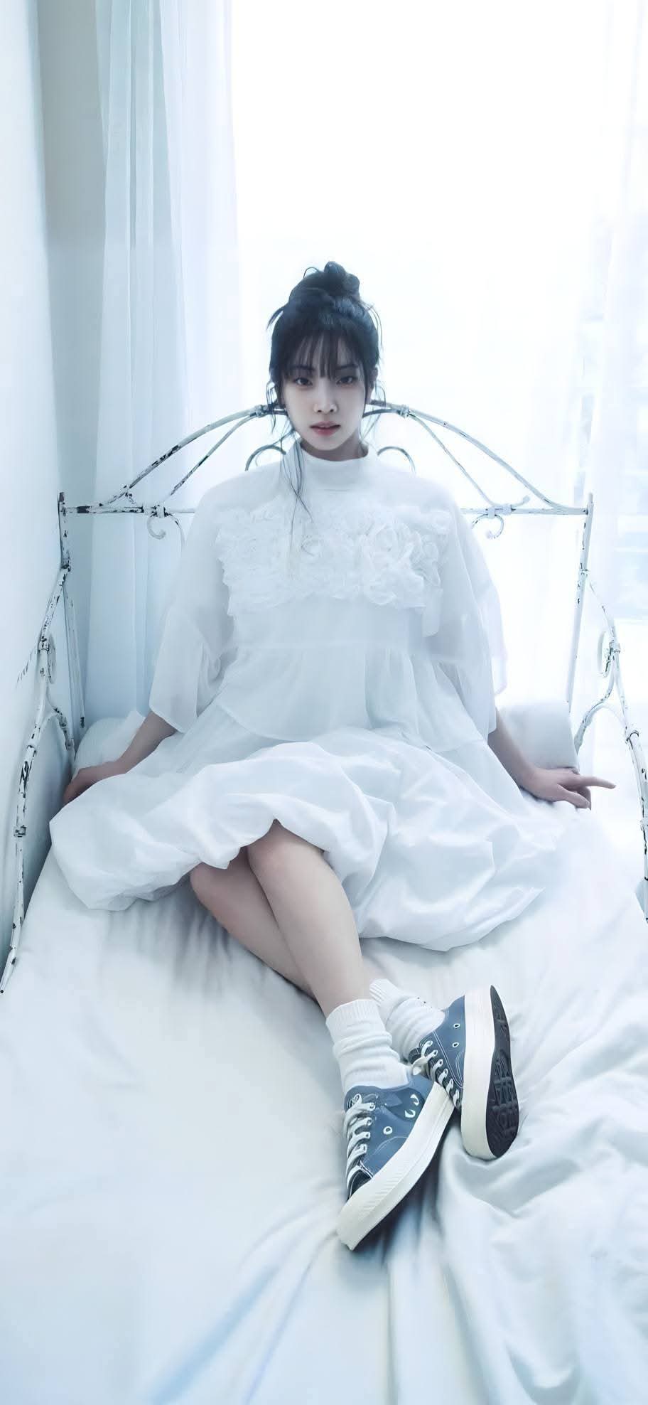 Fandom-recommended wallpaper image of TWICE