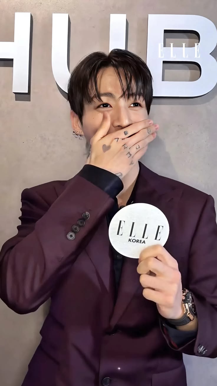 Today's most popular wallpaper in the Jungkook (BTS) community