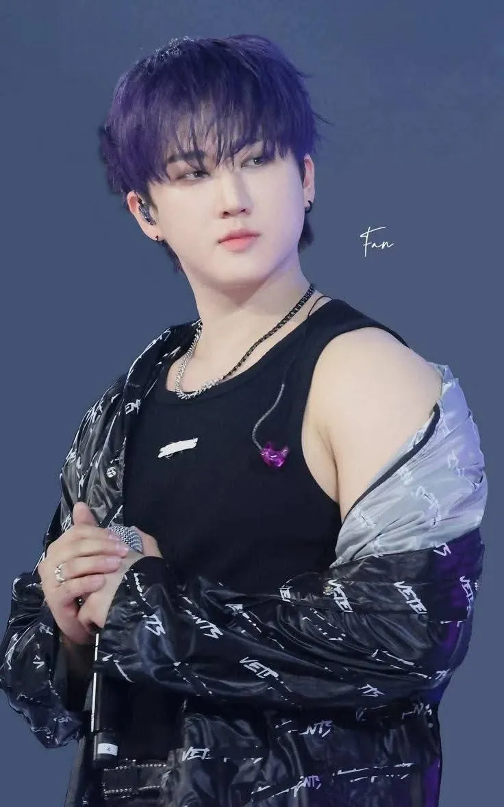 Behind-the-scenes cut of Changbin (Stray Kids)