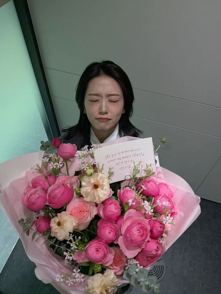 A moment captured by An Yujin (IVE)'s fan