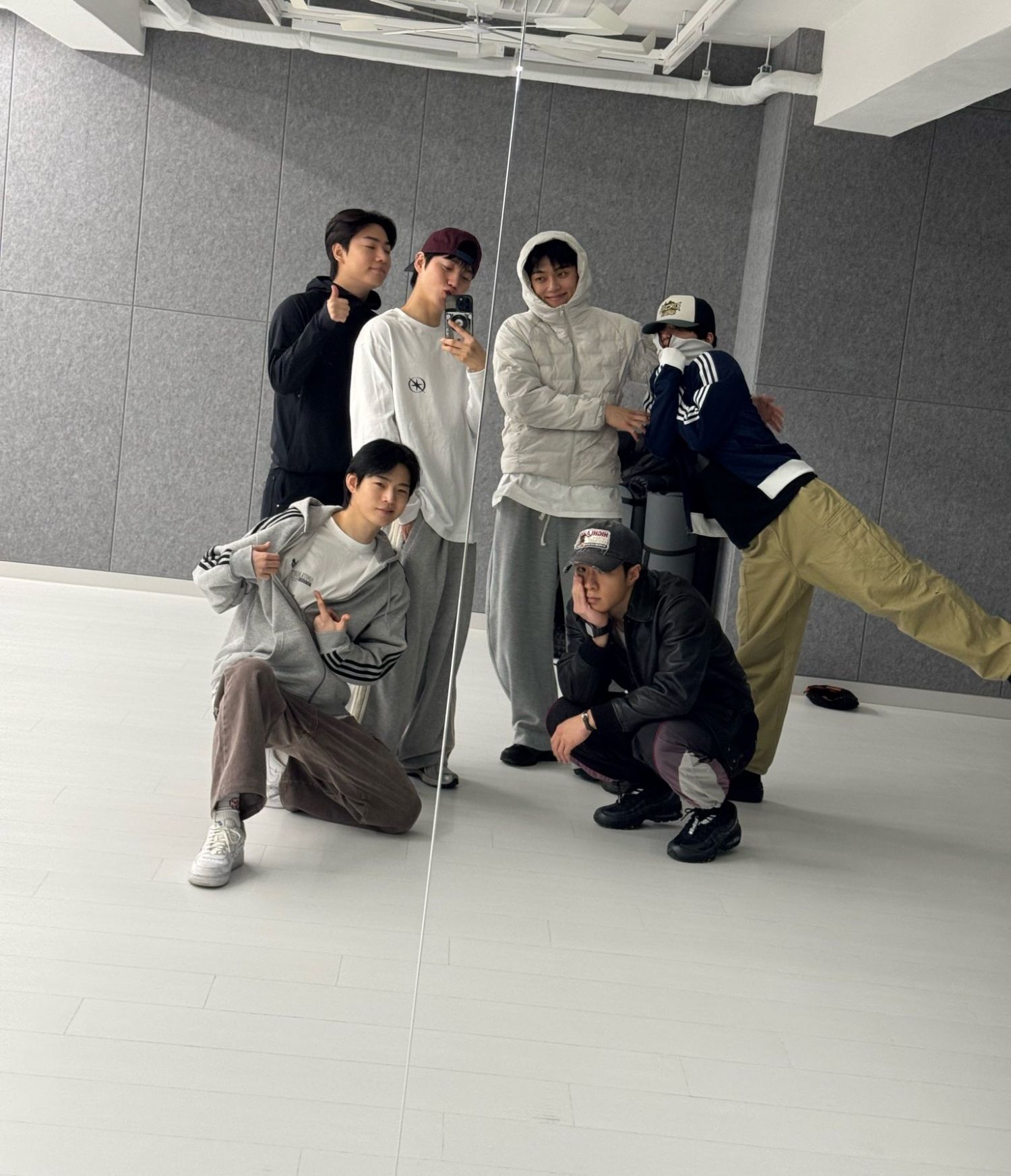 Behind-the-scenes cut of ONF