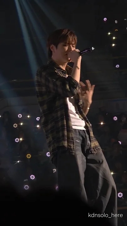 Recent activity shot of Kang Daniel