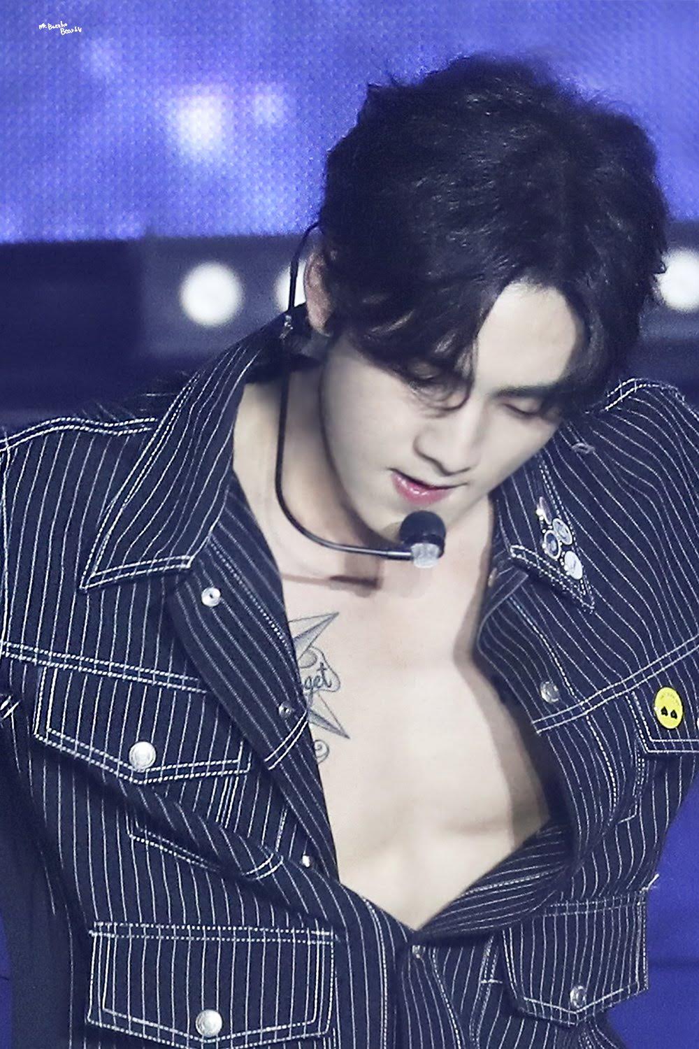 백호 최근 활동샷