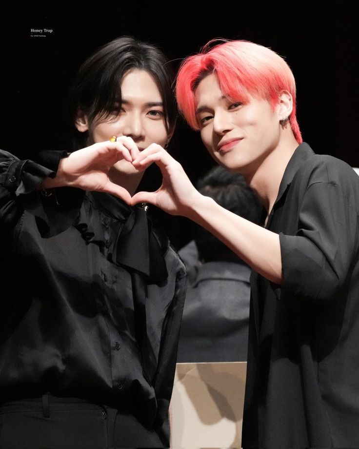 에이티즈의 최신 사진