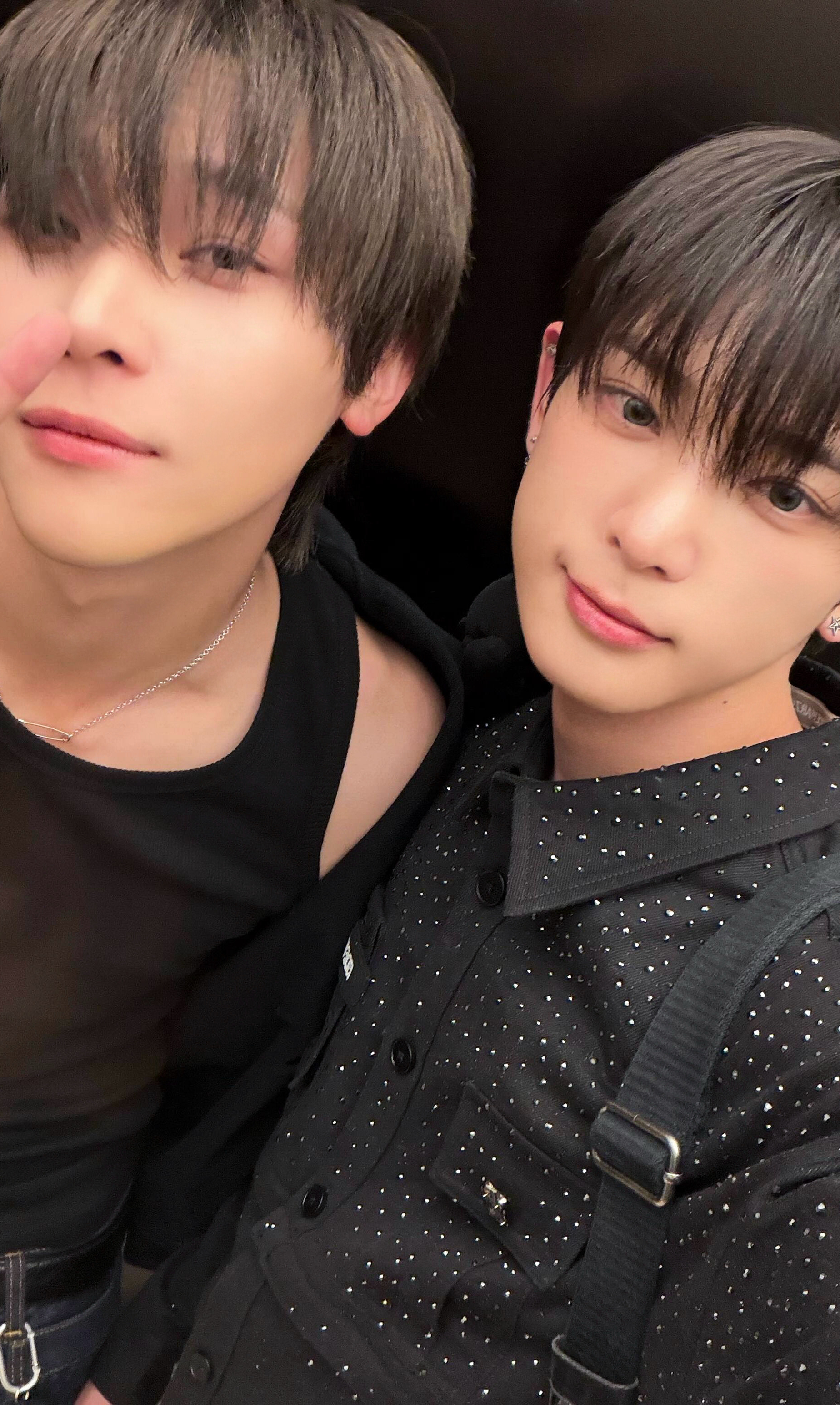 A moment captured by Nicholas (&TEAM)'s fan