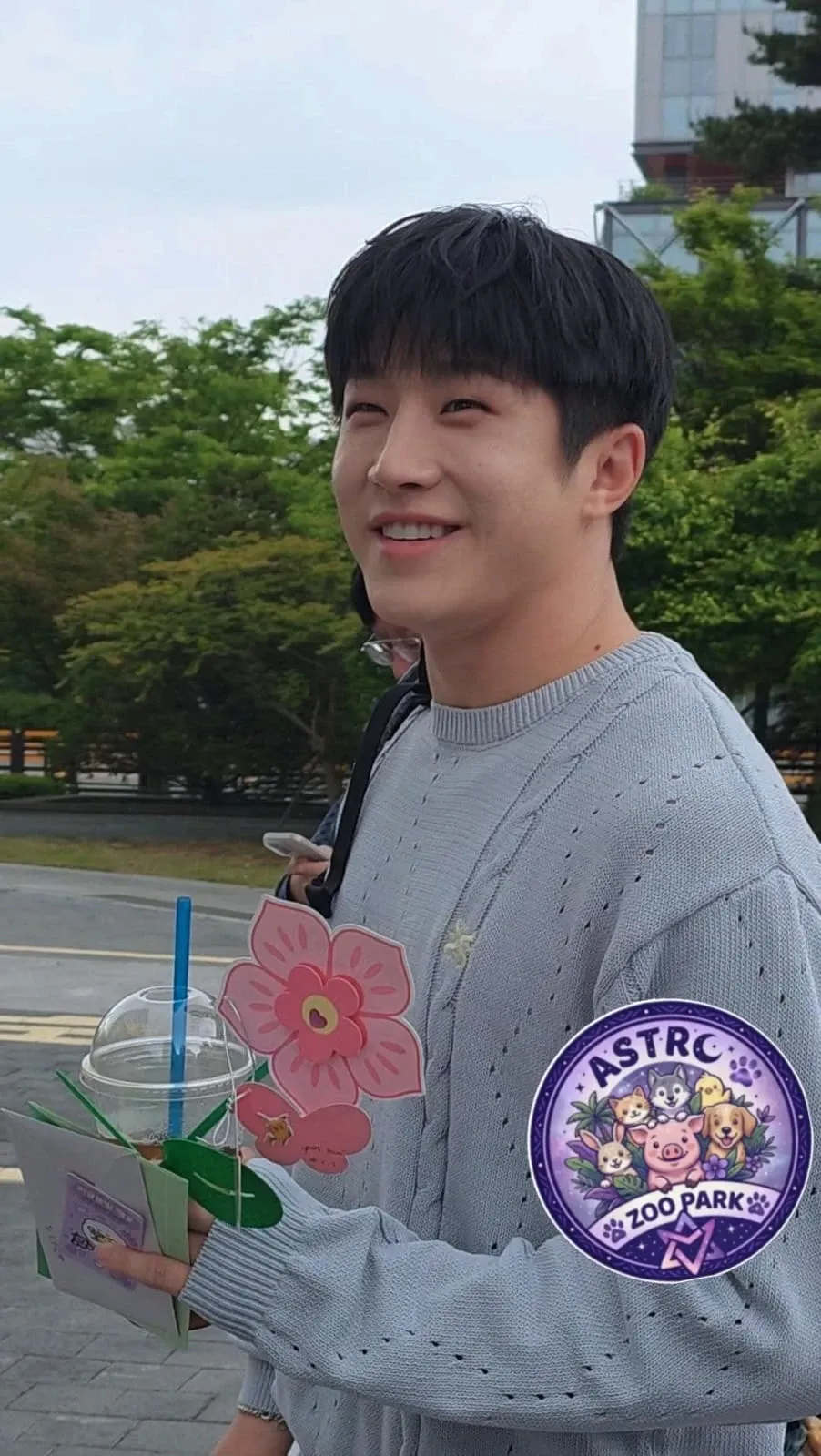 Behind-the-scenes cut of Jinjin (ASTRO)