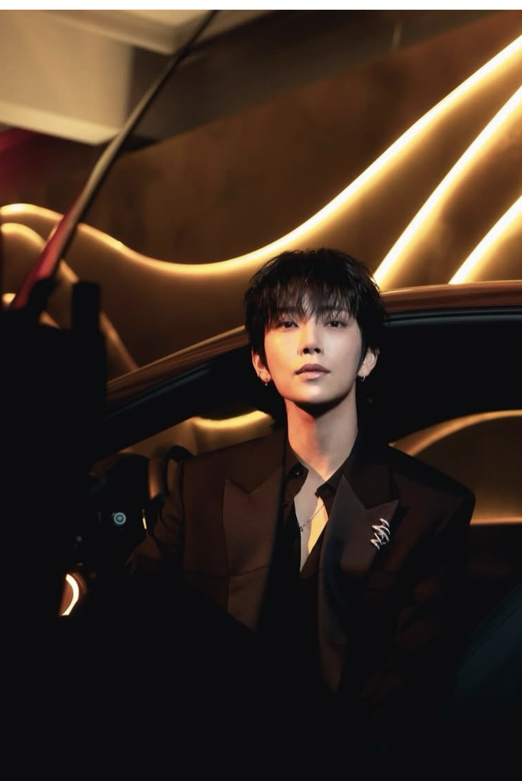 A moment captured by Joshua (SEVENTEEN)'s fan