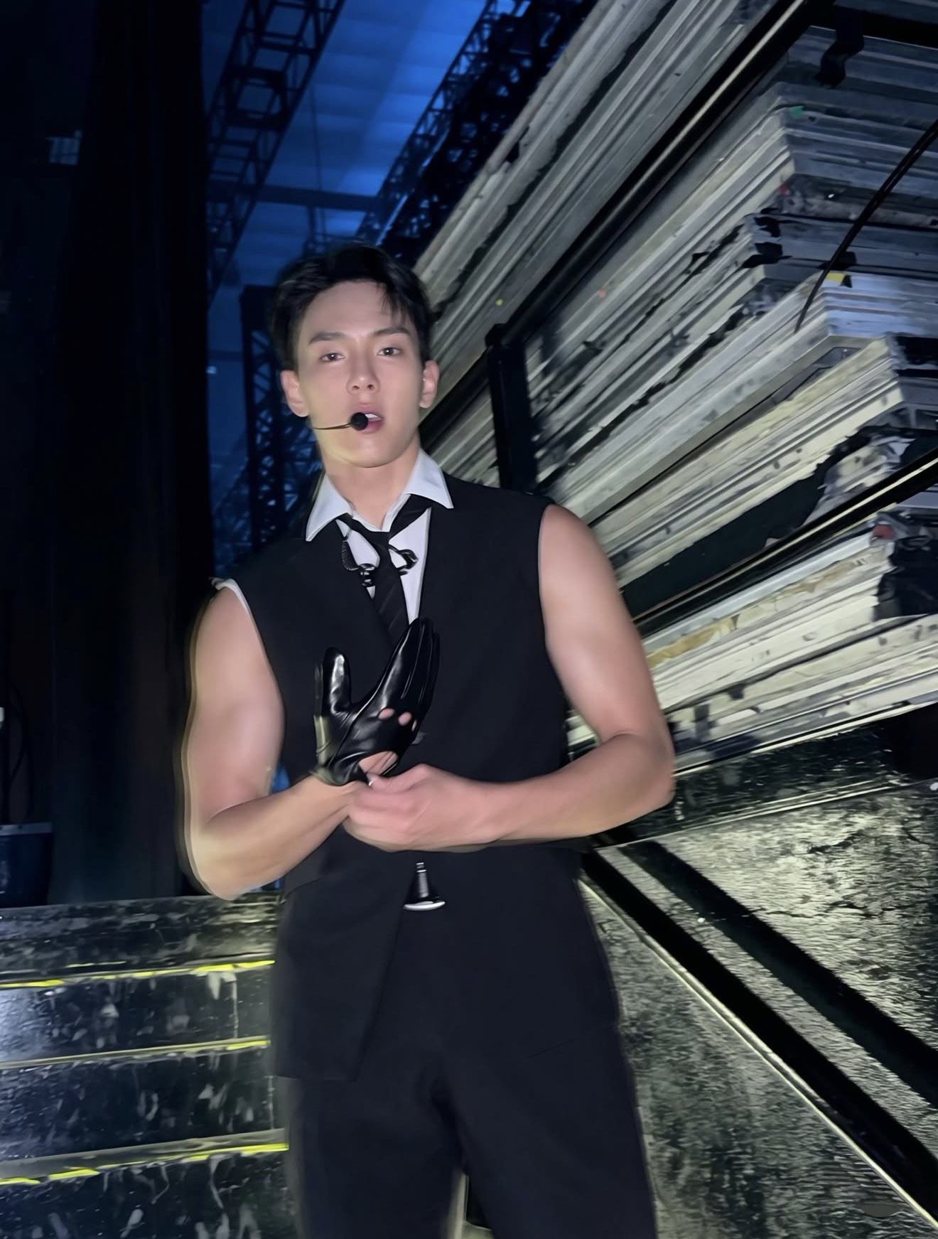 Shownu (MONSTA X)的幕後花絮