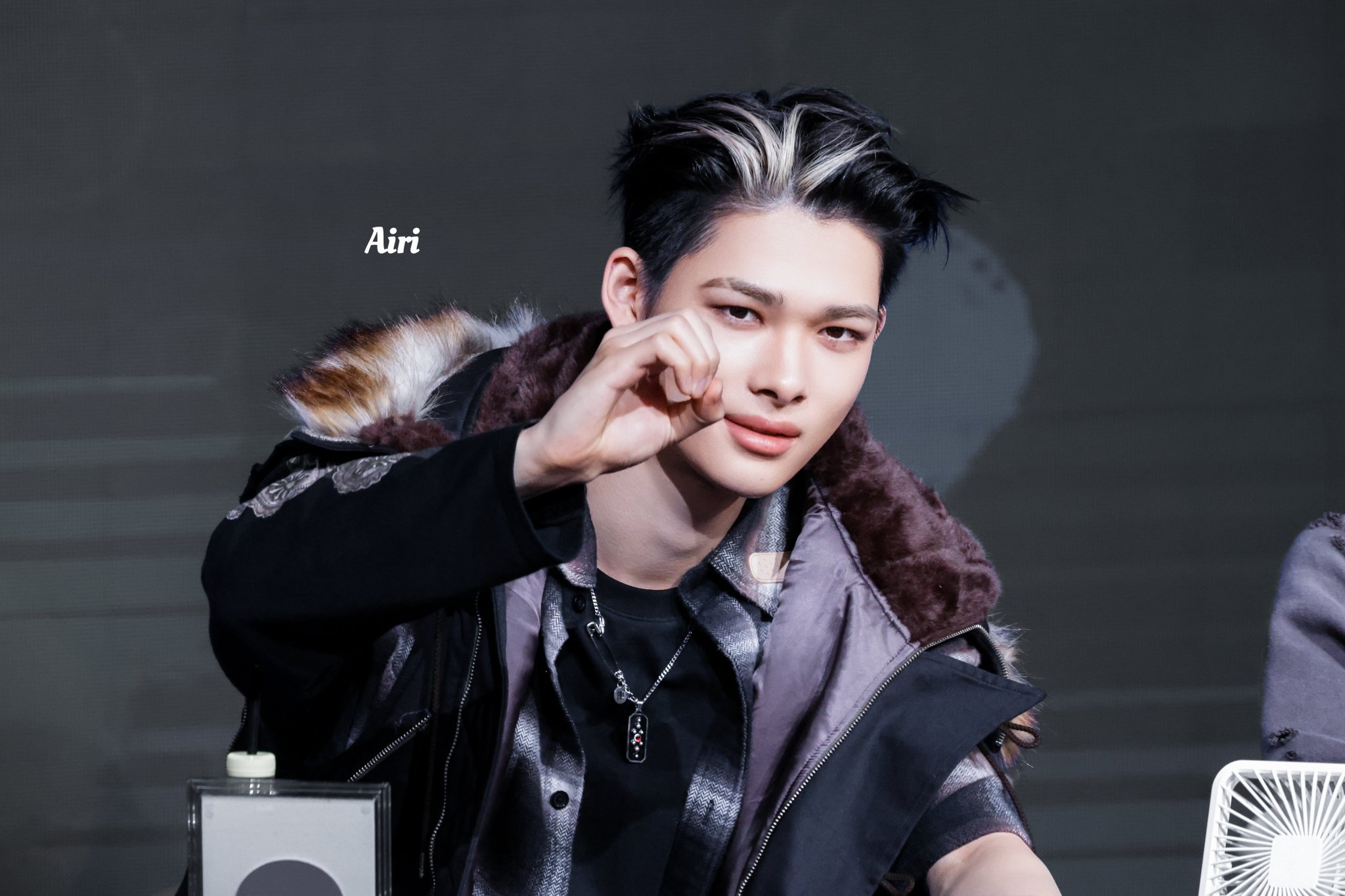 NI-KI (ENHYPEN)的幕後花絮