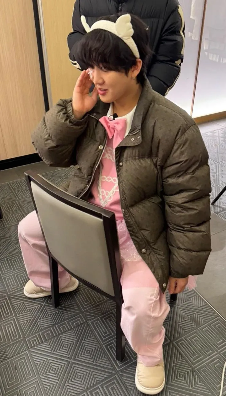 A moment captured by Changbin (Stray Kids)'s fan