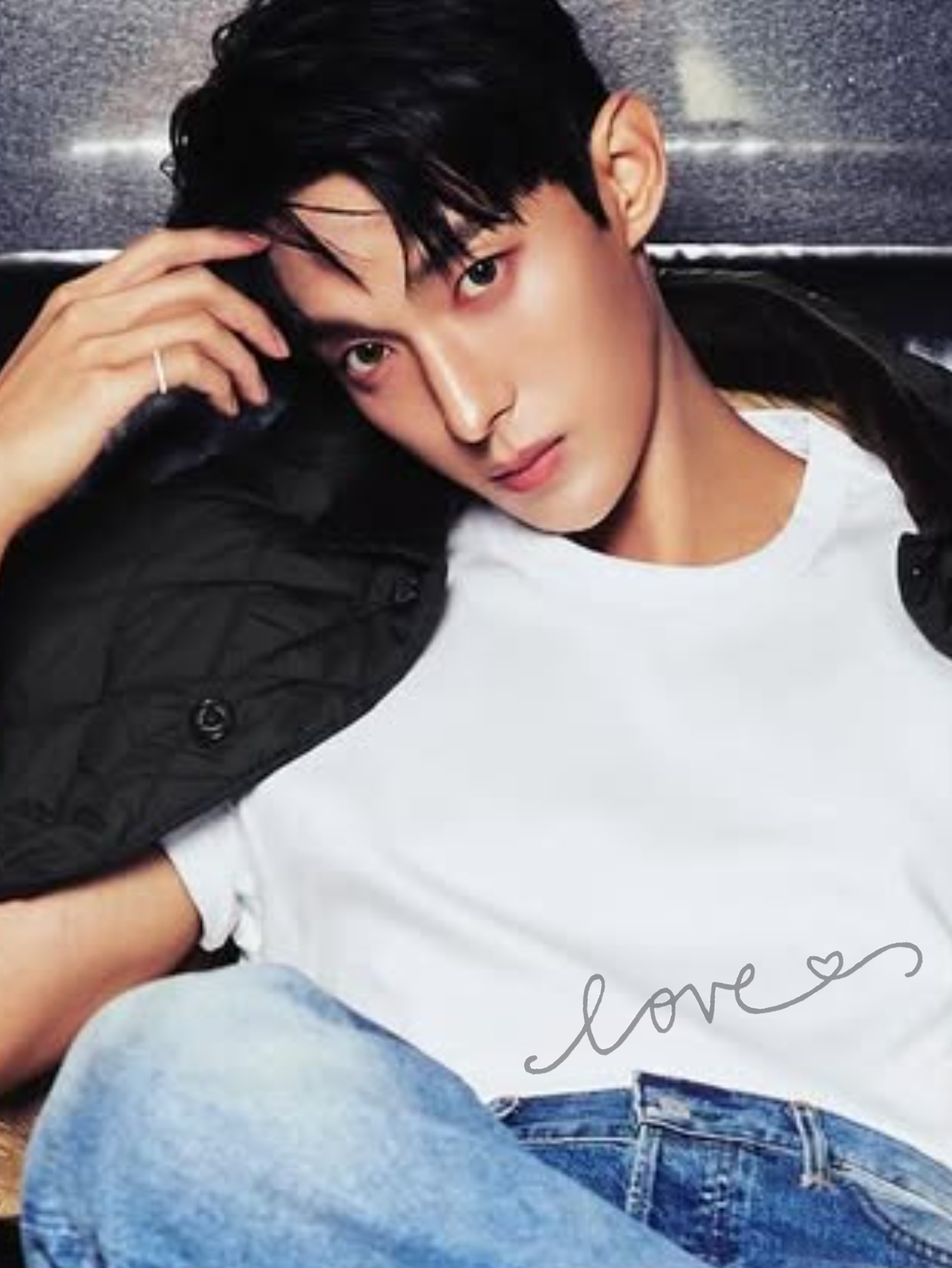 Latest photo of DK (SEVENTEEN)