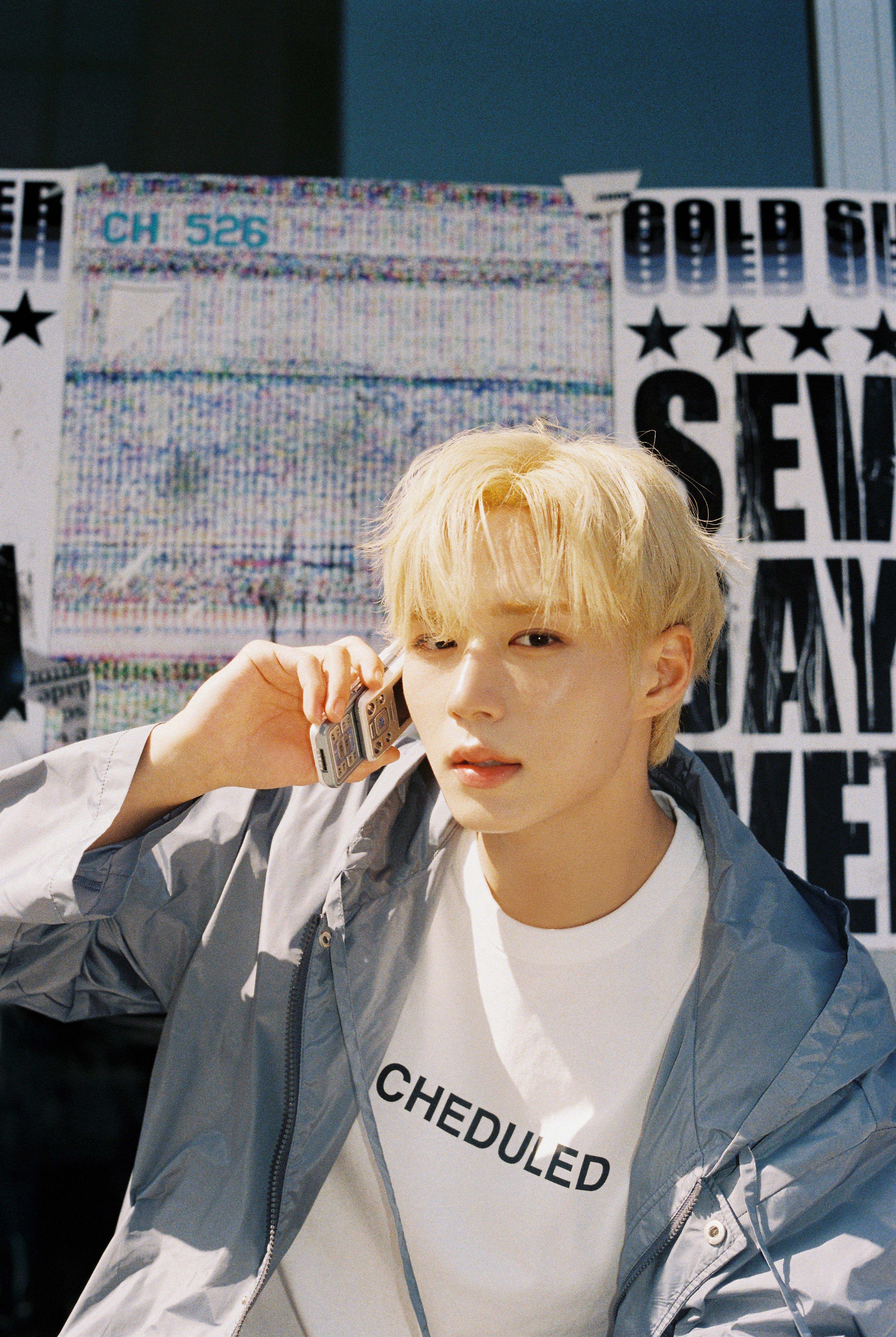 Behind-the-scenes cut of Kim Junseo (ALPHA DRIVE ONE)