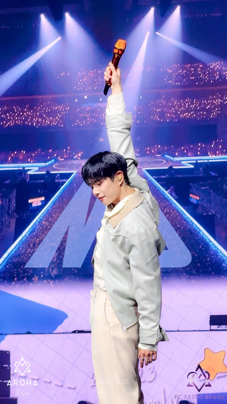 A heartfelt wallpaper shared by MJ (ASTRO)'s fans