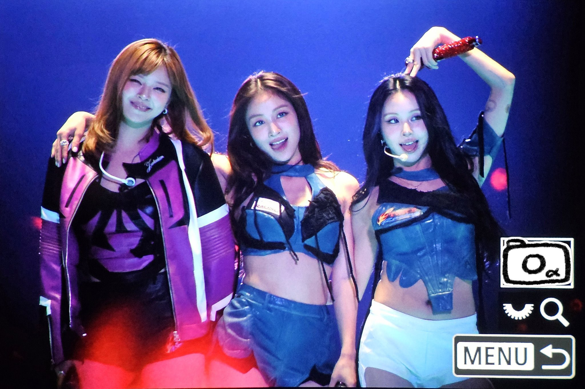 Foto aktivitas terbaru TWICE