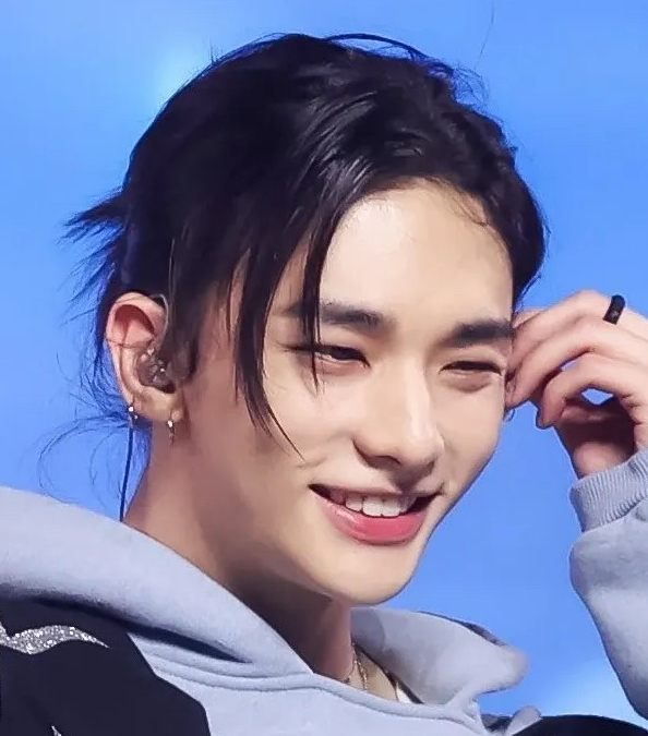 A moment captured by Hyunjin (Stray Kids)'s fan