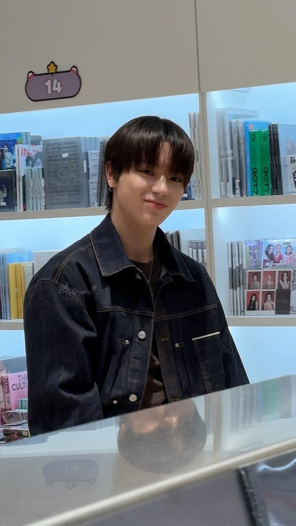 The most beloved wallpaper among Ohyul (LNGSHOT)'s fans