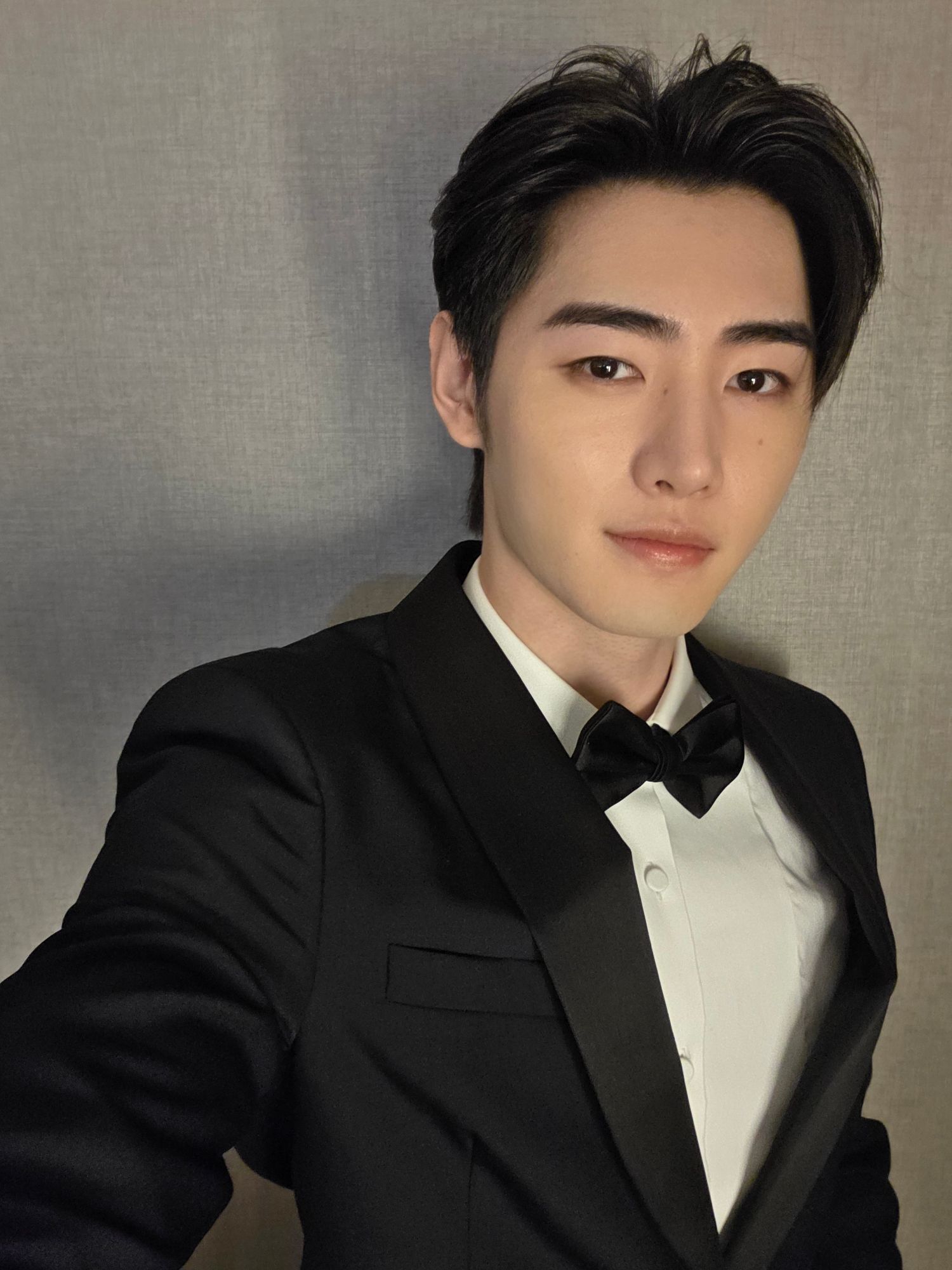 Latest photo of Sunghoon (ENHYPEN)