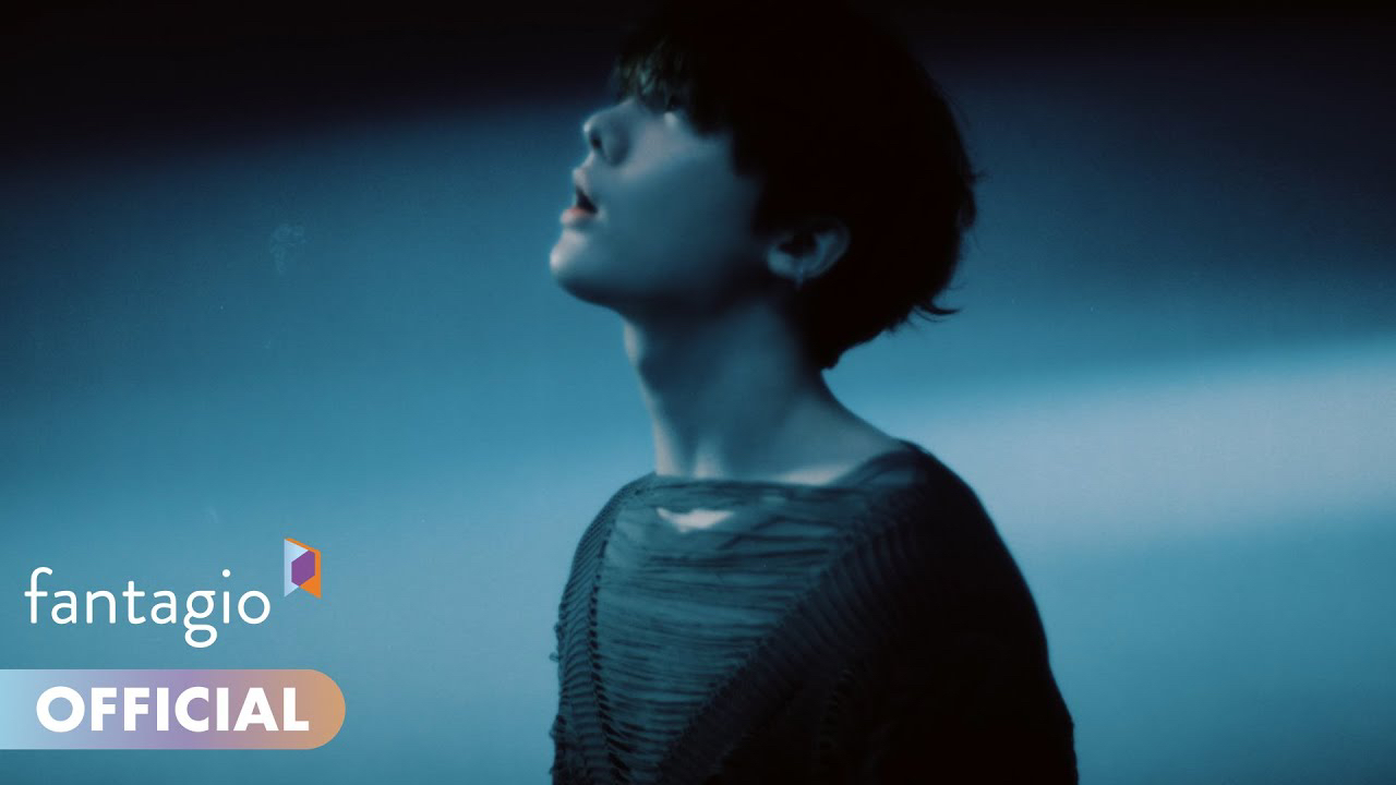 A moment captured by Moonbin (ASTRO)'s fan