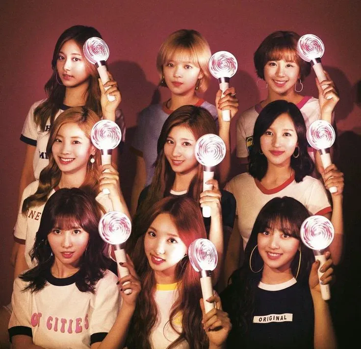 K-POP posts beloved by 자유게시판 fans