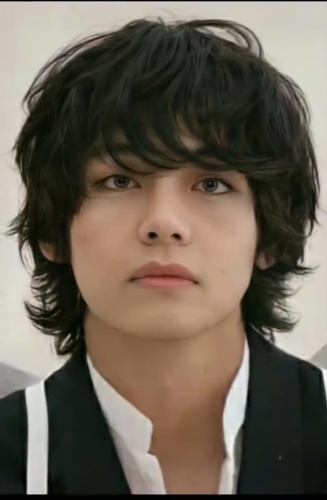 Foto terbaru V (BTS)