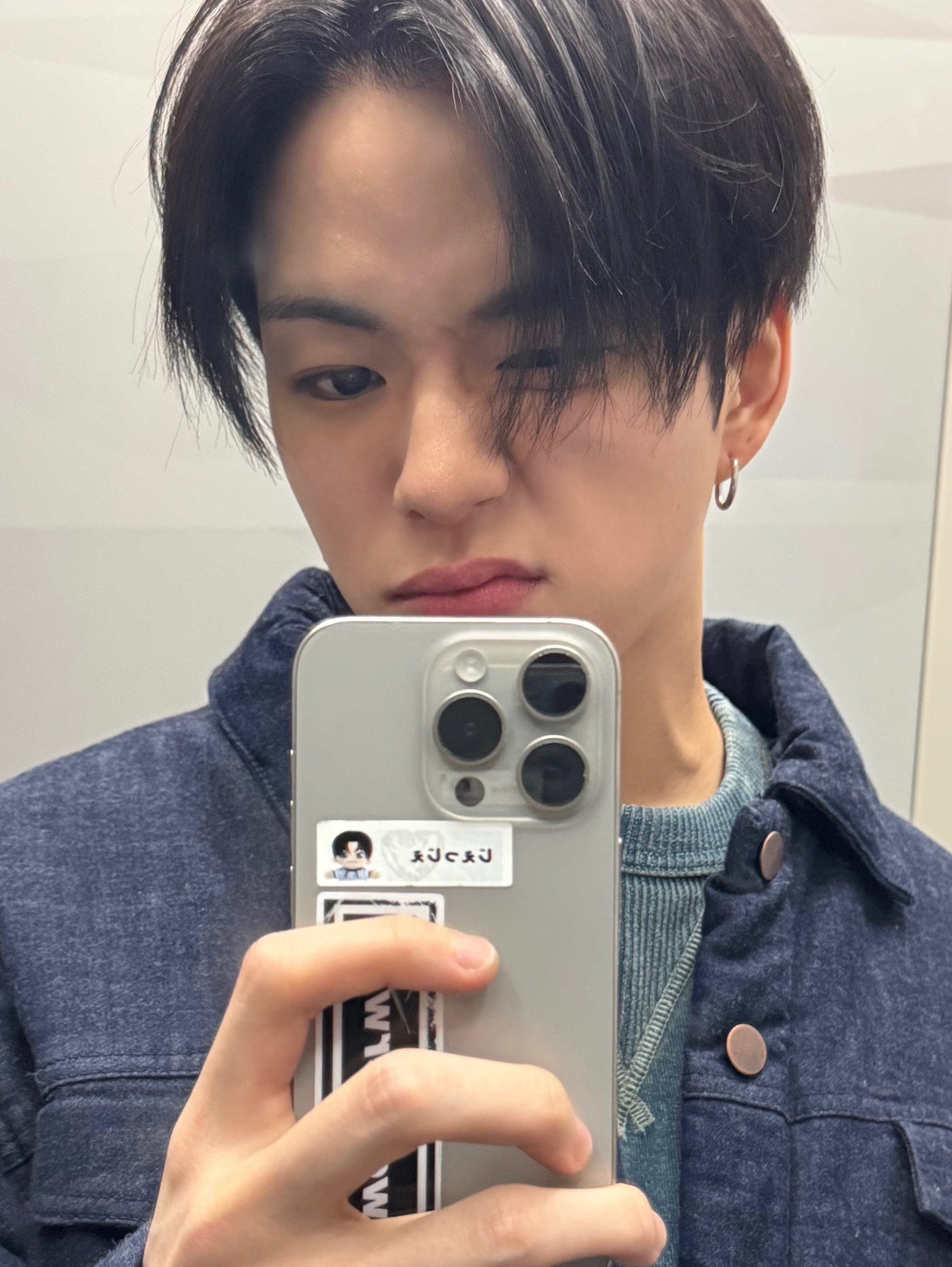 Behind-the-scenes cut of Yoon Jaehyuk (TREASURE)