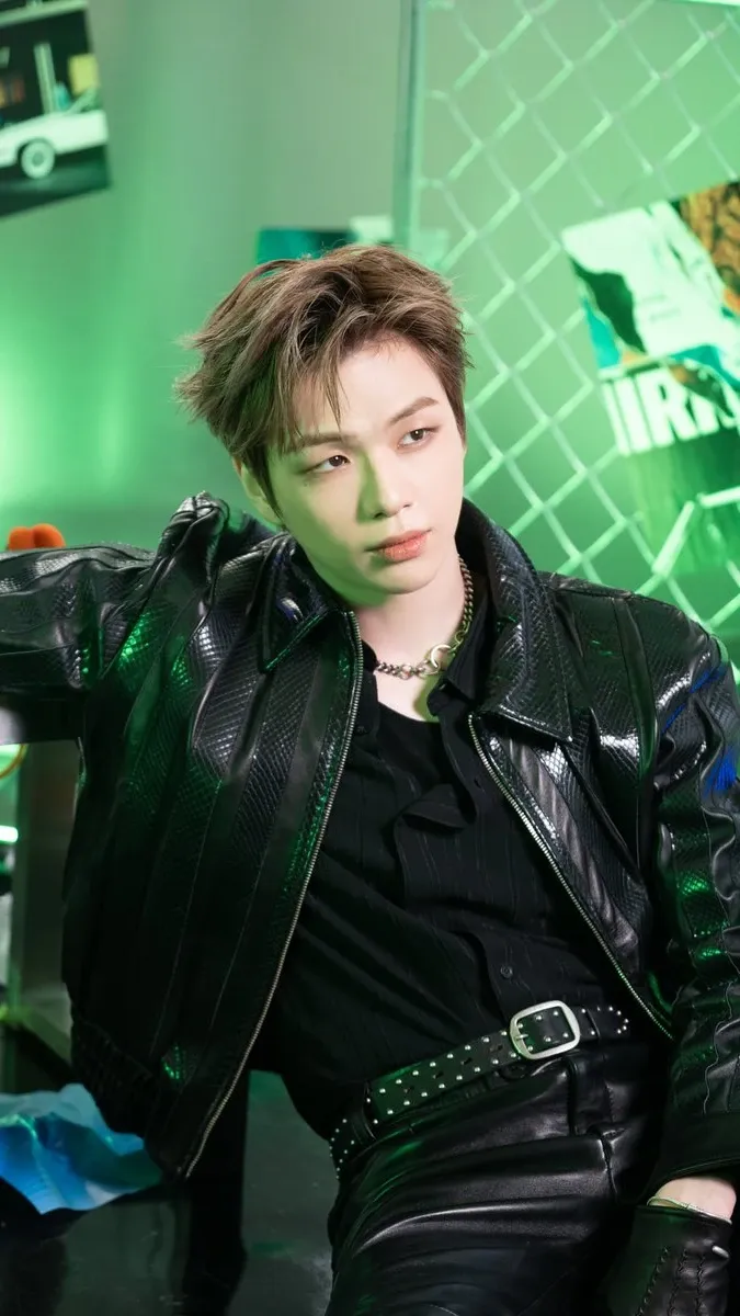 강다니엘 최근 활동샷