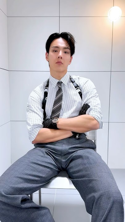 Trending idol content in the community